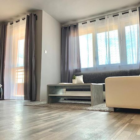 Forint Apartmanok Μίσκολτς Εξωτερικό φωτογραφία