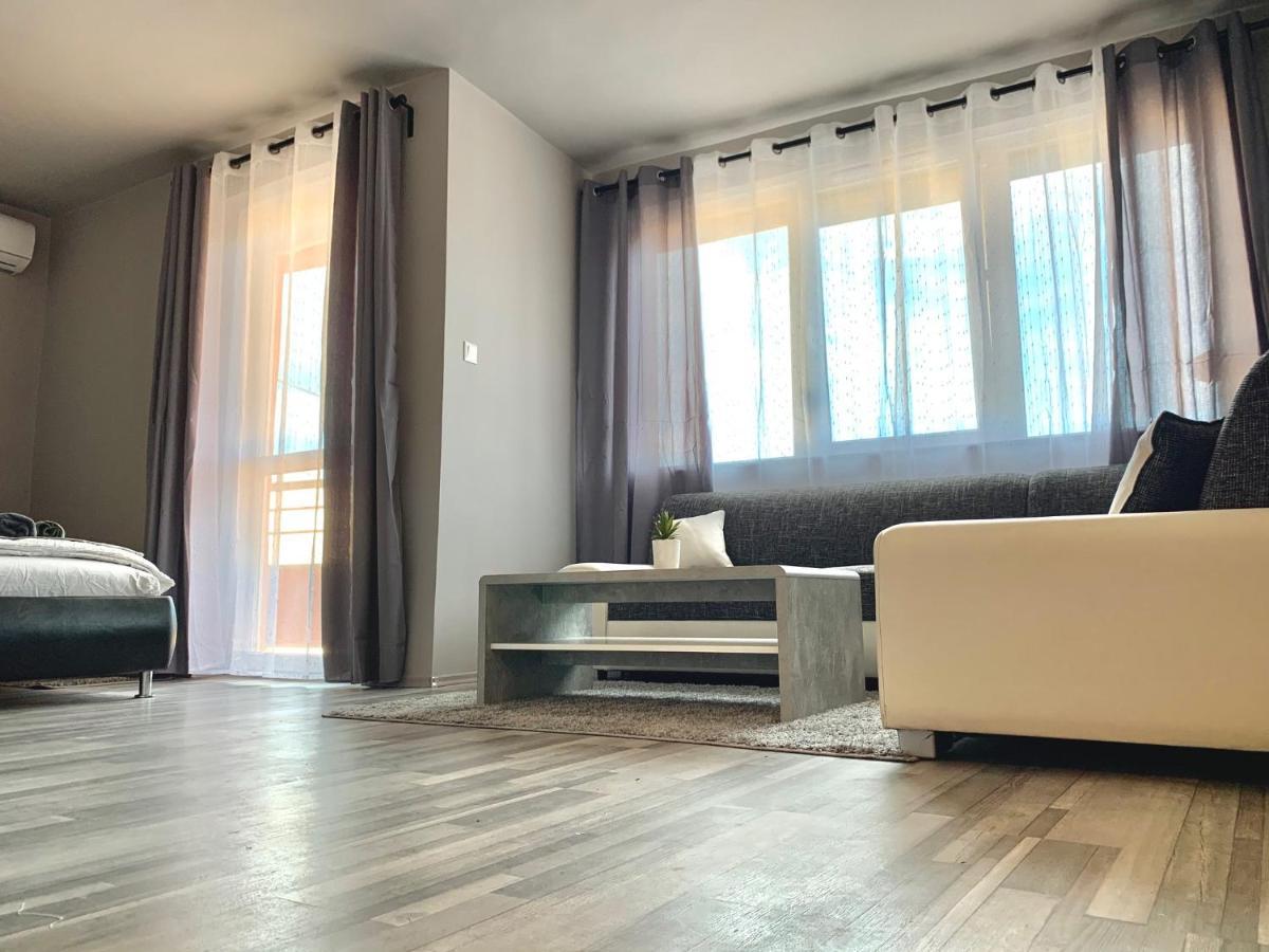 Forint Apartmanok Μίσκολτς Εξωτερικό φωτογραφία